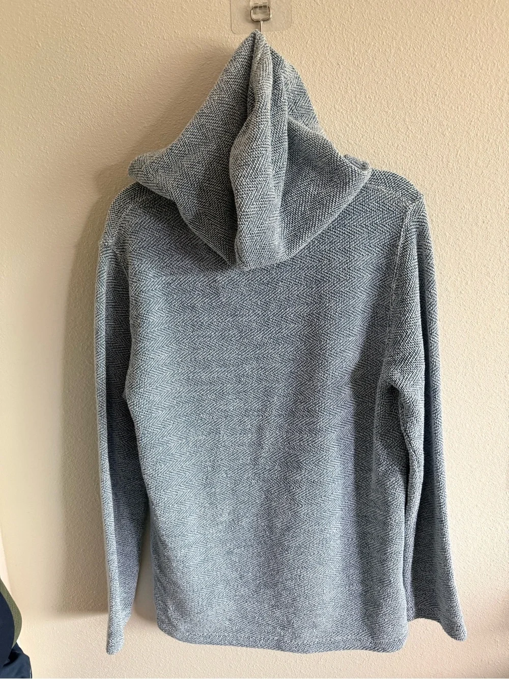 Faherty Whitewater Hoodie - Medium - Picture 4 of 4